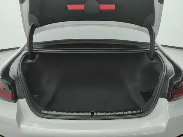 BMW 5 Series 2022, фото 4