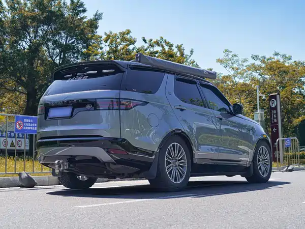 Land Rover Discovery 2023, фото 5