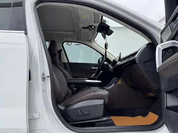 BMW X1 2023, фото 12