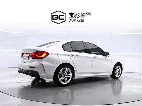BMW 1 Series 2021, фото 3