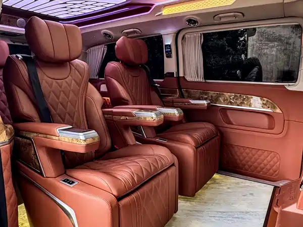 Mercedes-Benz V-Class 2022, фото 20
