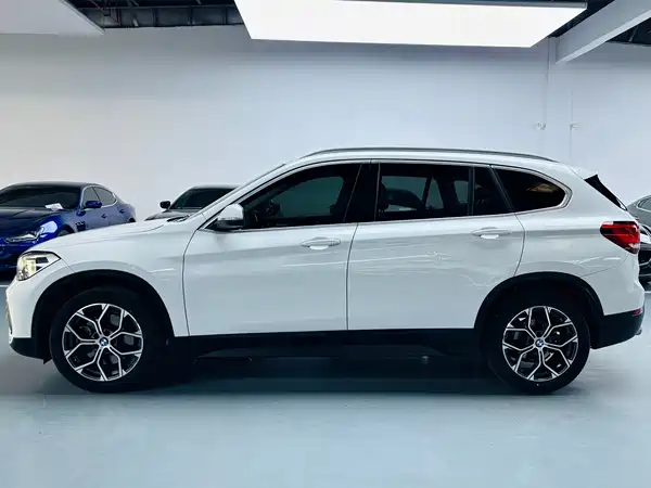 BMW X1 2022, фото 12