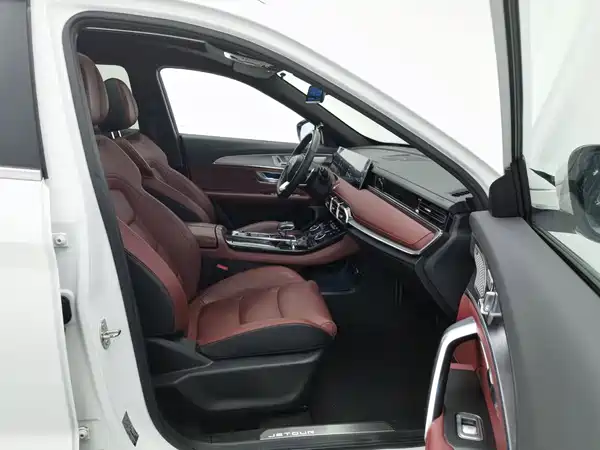Jetour X70 PLUS 2021, фото 23