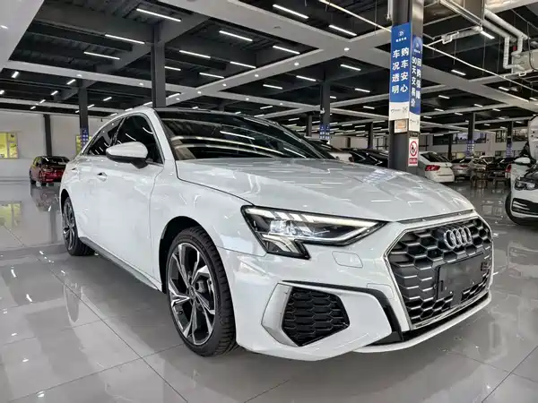 Audi A3 2022, фото 3