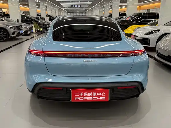 Porsche Taycan 2022, фото 5
