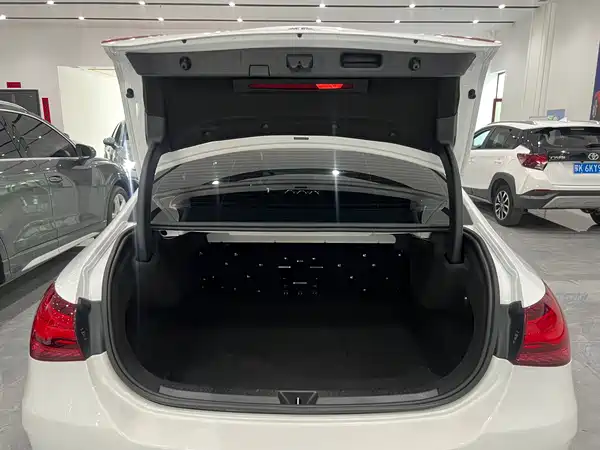 Mercedes-Benz A-Class 2023, фото 9