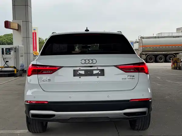 Audi Q3 2022, фото 23