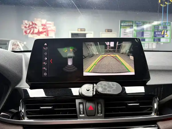 BMW X1 2022, фото 19