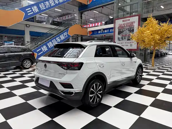 Volkswagen T-ROC 2023, фото 7