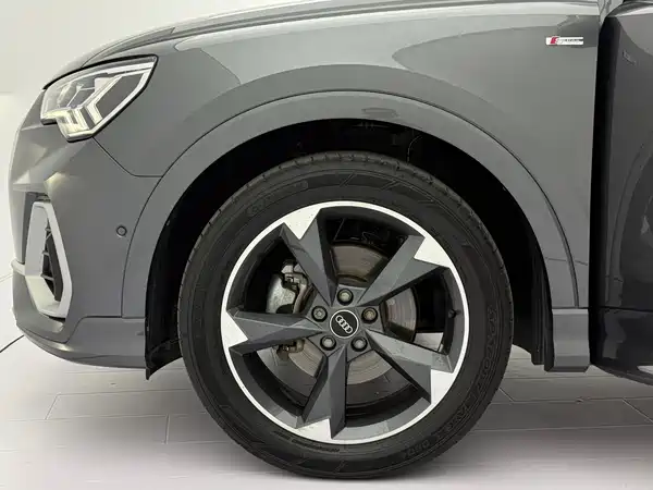 Audi Q3 2023, фото 21