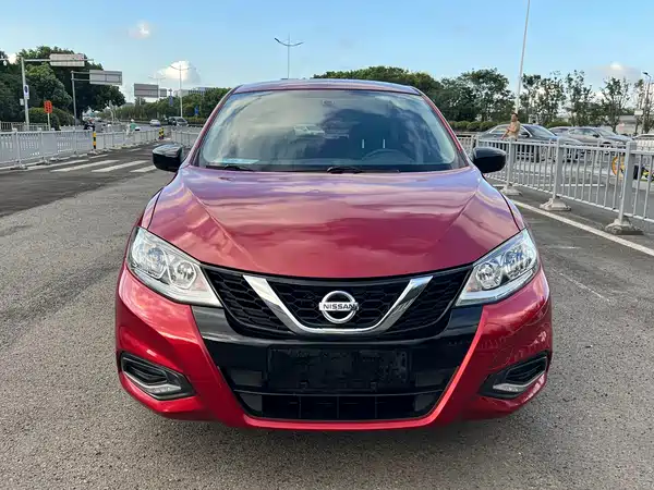 Nissan Tiida 2021, фото 2