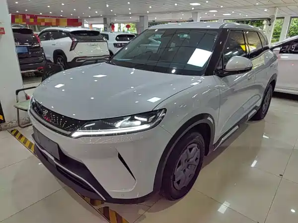 BYD Yuan UP 2025