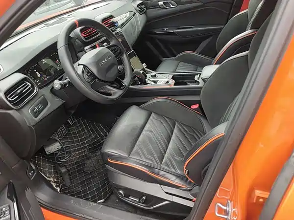 Lynk & Co 02 Hatchback 2021, фото 15