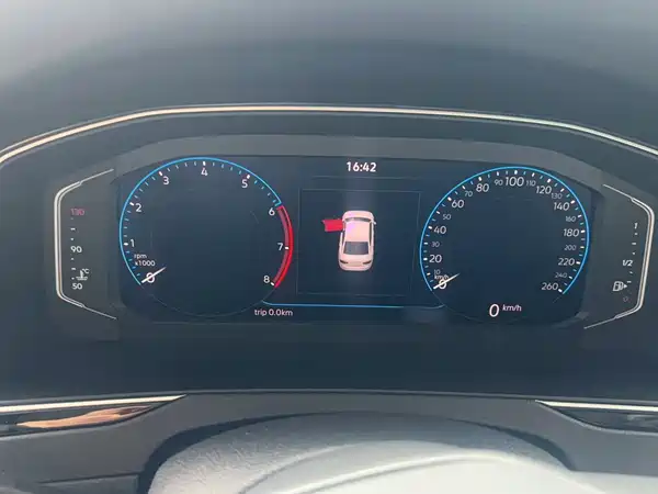 Volkswagen Magotan 2023, фото 3
