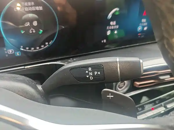 Mercedes-Benz EQC 2021, фото 13