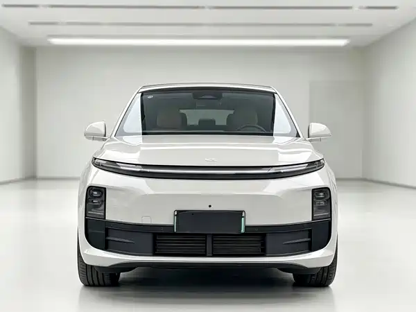 Li Auto L6 2024
