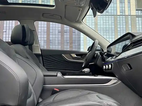 Hongqi HS5 2023, фото 7