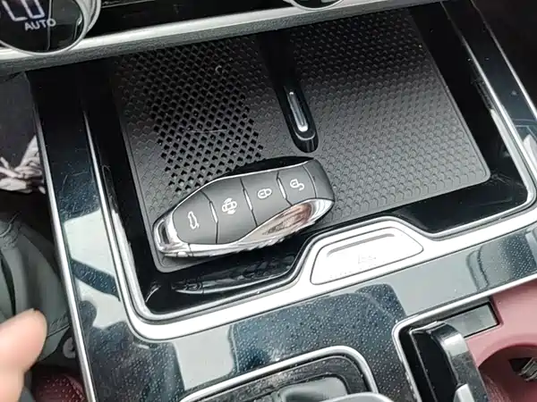 Hongqi HS5 2023, фото 14