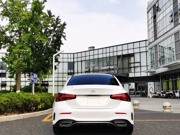 Mercedes-Benz A-Class 2022, фото 4