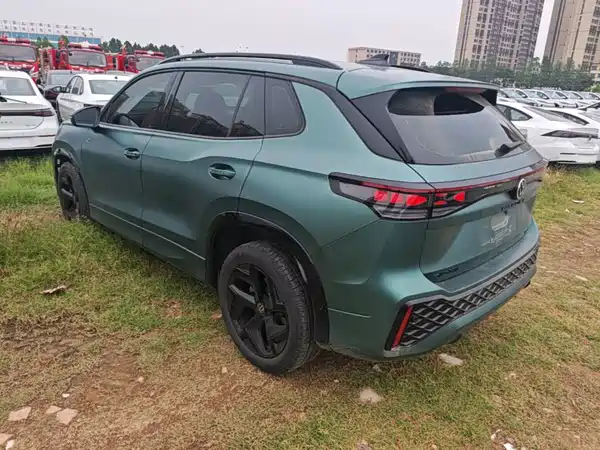 Volkswagen Tayron 2025, фото 4