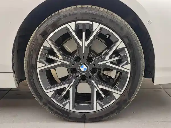 BMW 2 Series 2025, фото 17