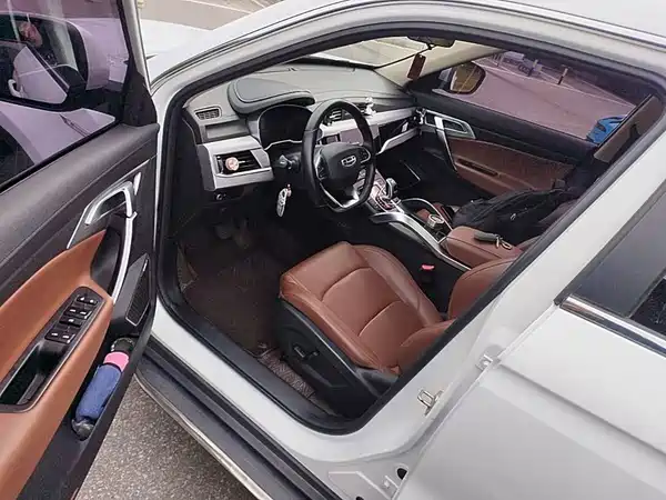 Geely Boyue 2021, фото 15
