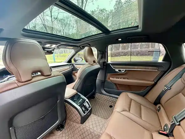 Volvo S90 2022, фото 7