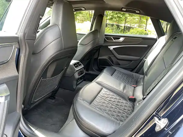 Audi A7 2023, фото 5