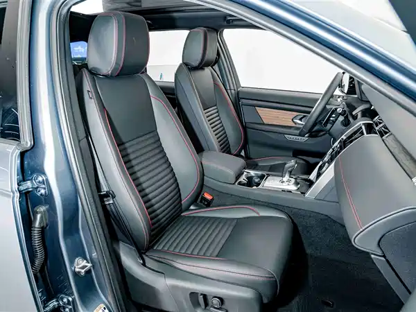 Land Rover Discovery Sport 2022, фото 20