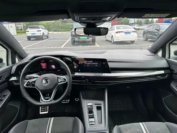 Volkswagen Golf 2021, фото 6
