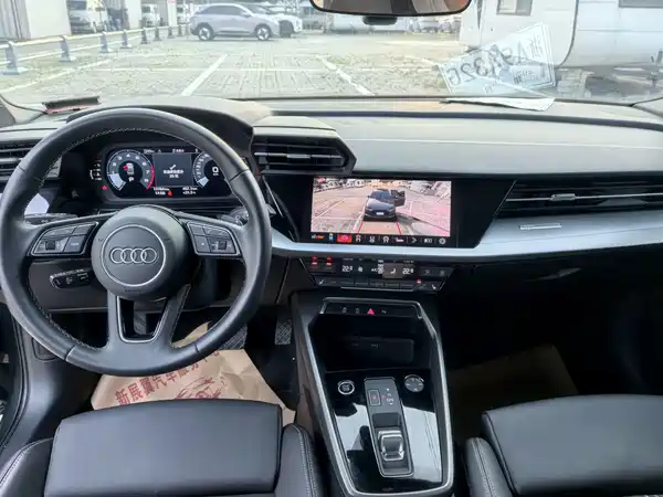 Audi A3 2023, фото 5