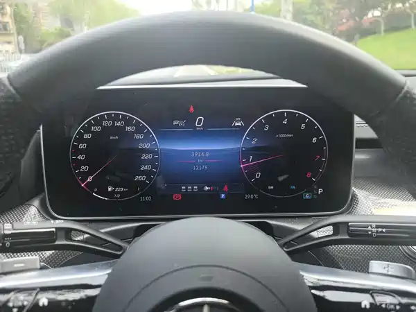 Mercedes-Benz C-Class 2024, фото 6