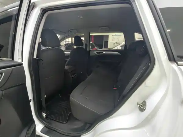 Haval M6 2023, фото 17