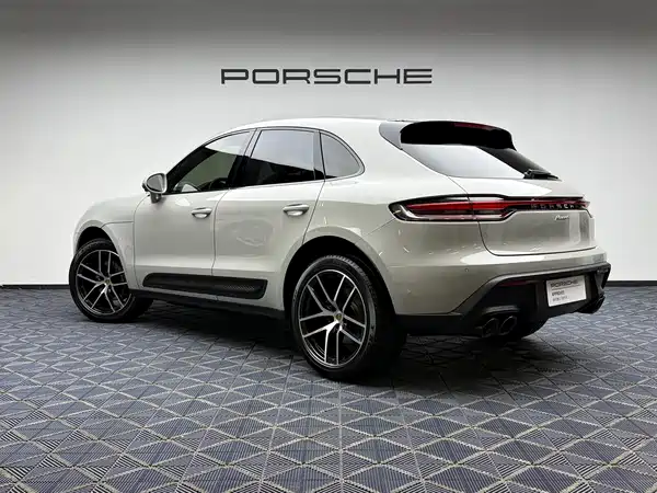 Porsche Macan 2022, фото 10