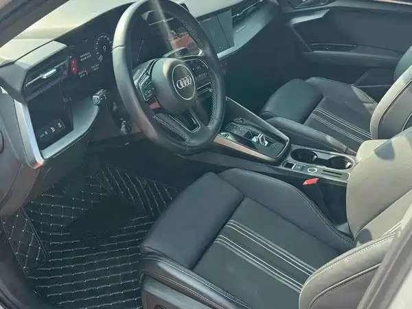Audi A3 2023, фото 7