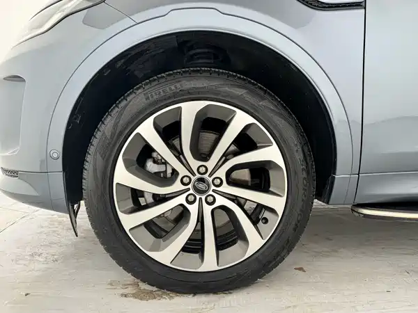 Land Rover Discovery Sport 2022, фото 15