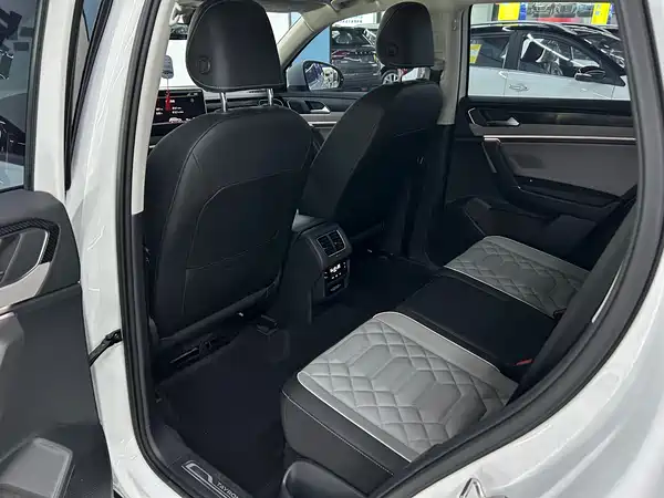 Volkswagen Tayron 2023, фото 5
