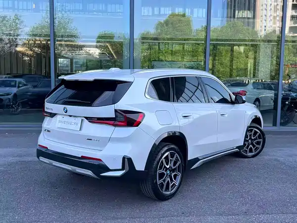 BMW X1 2023, фото 4