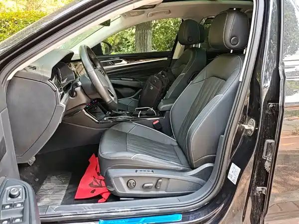 Volkswagen Passat 2022, фото 14