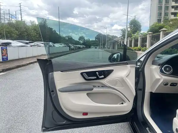 Mercedes-Benz EQS 2022, фото 10