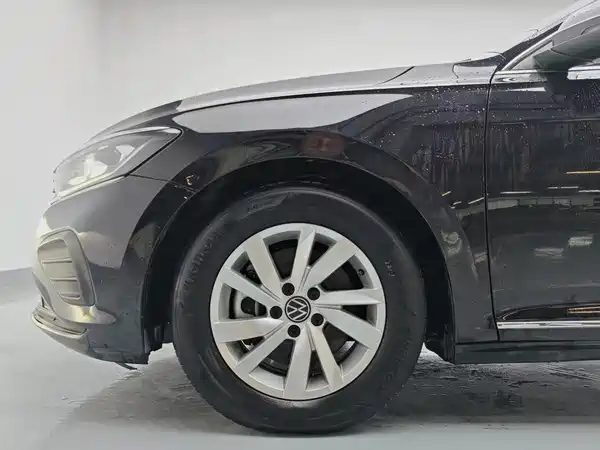 Volkswagen Passat 2022, фото 7