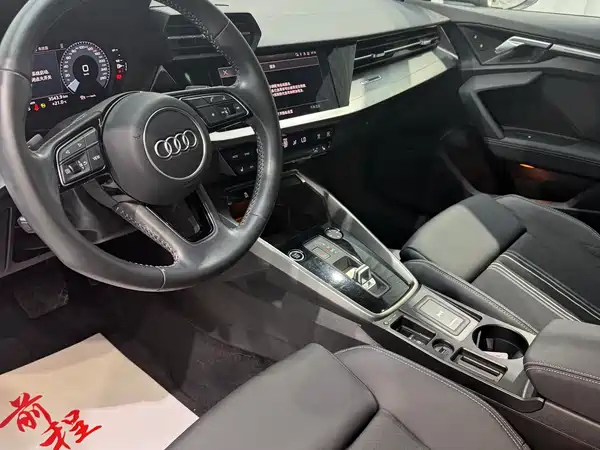 Audi A3 2022, фото 7