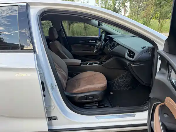 Buick Regal 2022, фото 11