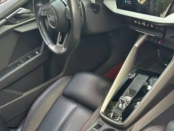 Audi A3 2022, фото 20