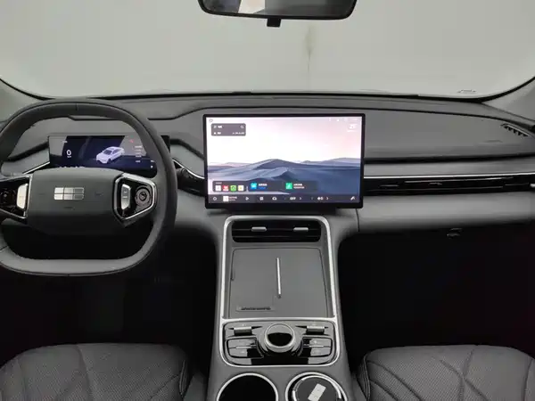 Geely Galaxy L6 2025, фото 12