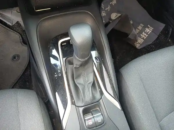 Toyota Corolla 2021, фото 10