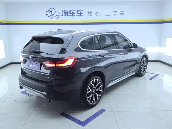 BMW X1 2022, фото 3