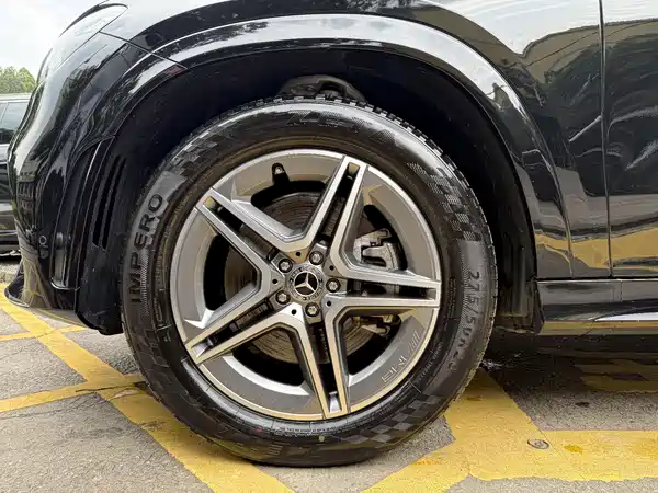 Mercedes-Benz GLE 2023, фото 15