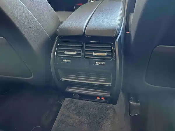 BMW 5 Series 2022, фото 5