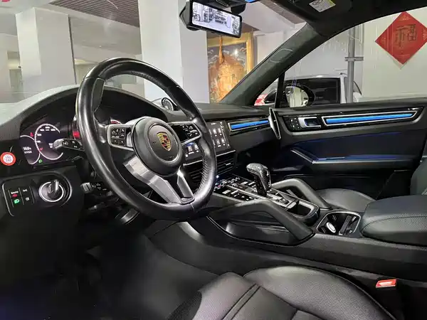 Porsche Cayenne 2022, фото 10